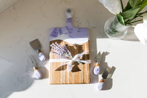 Lavender / Medium Charcuterie Board (Lynn & Liana Designs)