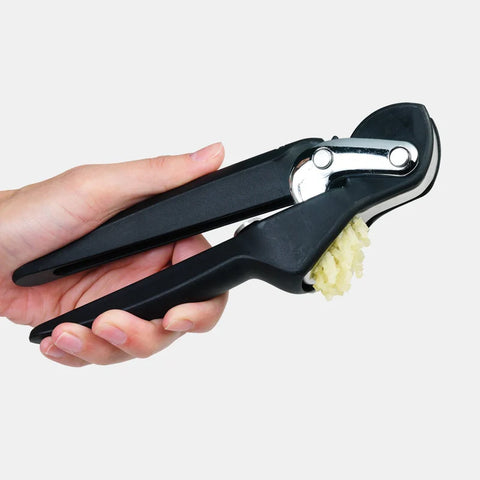 FreshForce Garlic Press (Chefn)