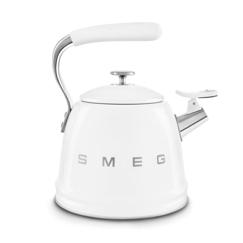 Whistling Kettle (Smeg)