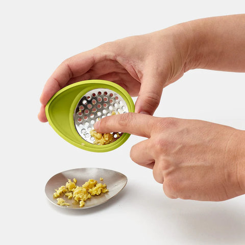 Peel 'n Grate Ginger Peeler + Grater (Chef’n)