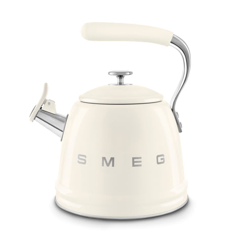 Whistling Kettle (Smeg)