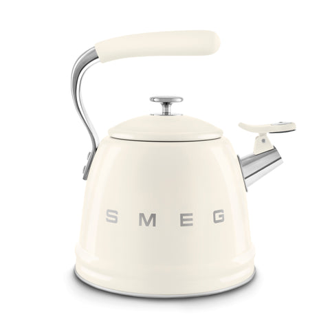 Whistling Kettle (Smeg)
