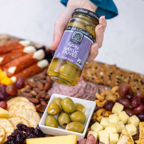 All Natural Tipsy Vodka Garlic Olives 5oz (Sable and Rosenfeld)