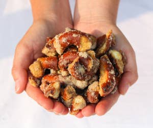 Sugar + Spice Pretzel Bites (Outsiders Kitchen)