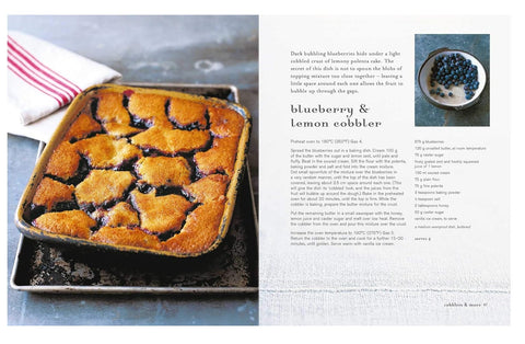 Cinnamon, Spice & Warm Apple Pie (Cookbook)