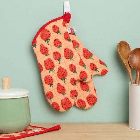 Berry Sweet Oven Mitt (Danica)