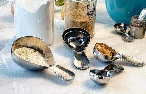 5 Piece Measuring Cup Teardrop Set (RSVP)