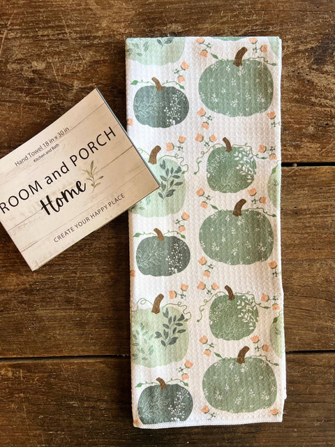 Sage Pumpkins Tea/Hand Towel (ROOM and PORCH)
