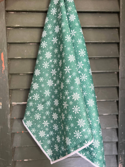 Winter Snowflakes Tea/Hand Towel (ROOM and PORCH)