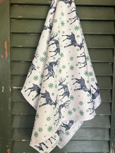 Winter Deer Tea/Hand Towel (ROOM and PORCH)