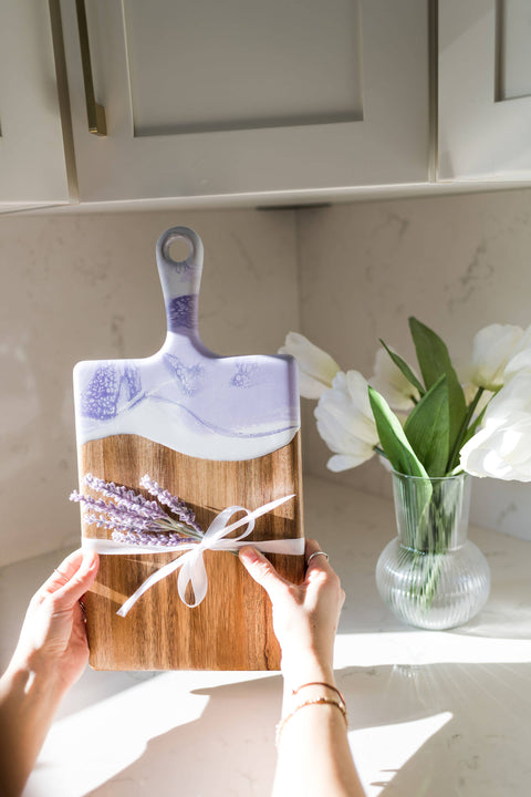Lavender / Medium Charcuterie Board (Lynn & Liana Designs)