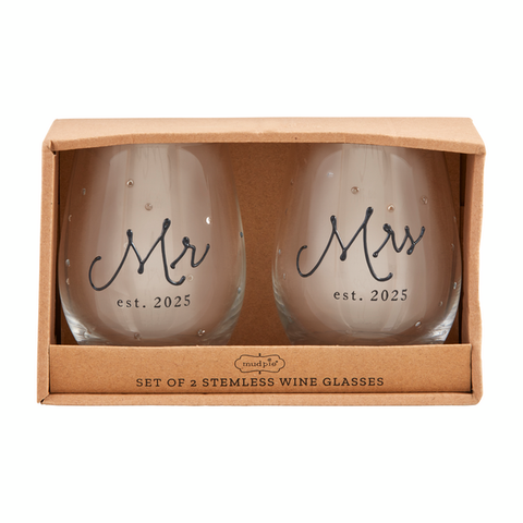 Mr. & Mrs. EST 2025 glass set (MudPie)