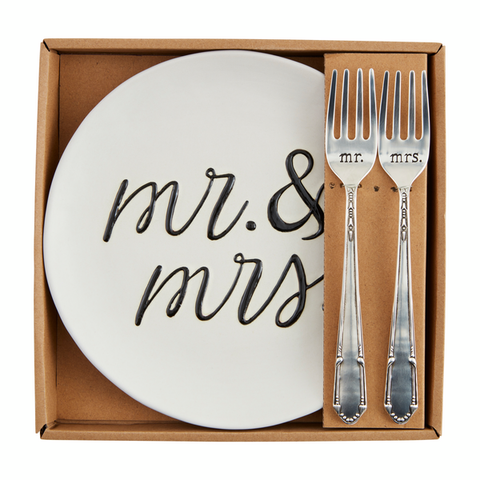 Mr. & Mrs. Cake Plate Set (Mudpie)