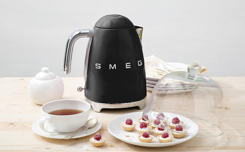 Electric Kettle (Smeg)