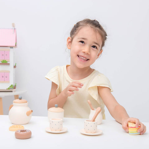 Wooden Tea Set (New Classic Toys)