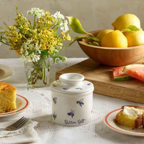 Farmhouse Honey Bee (Butter Bell Crock)