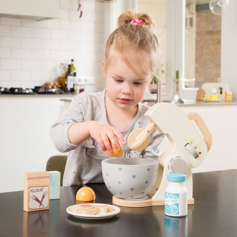 Wooden Mixer Set (New Classic Toys)